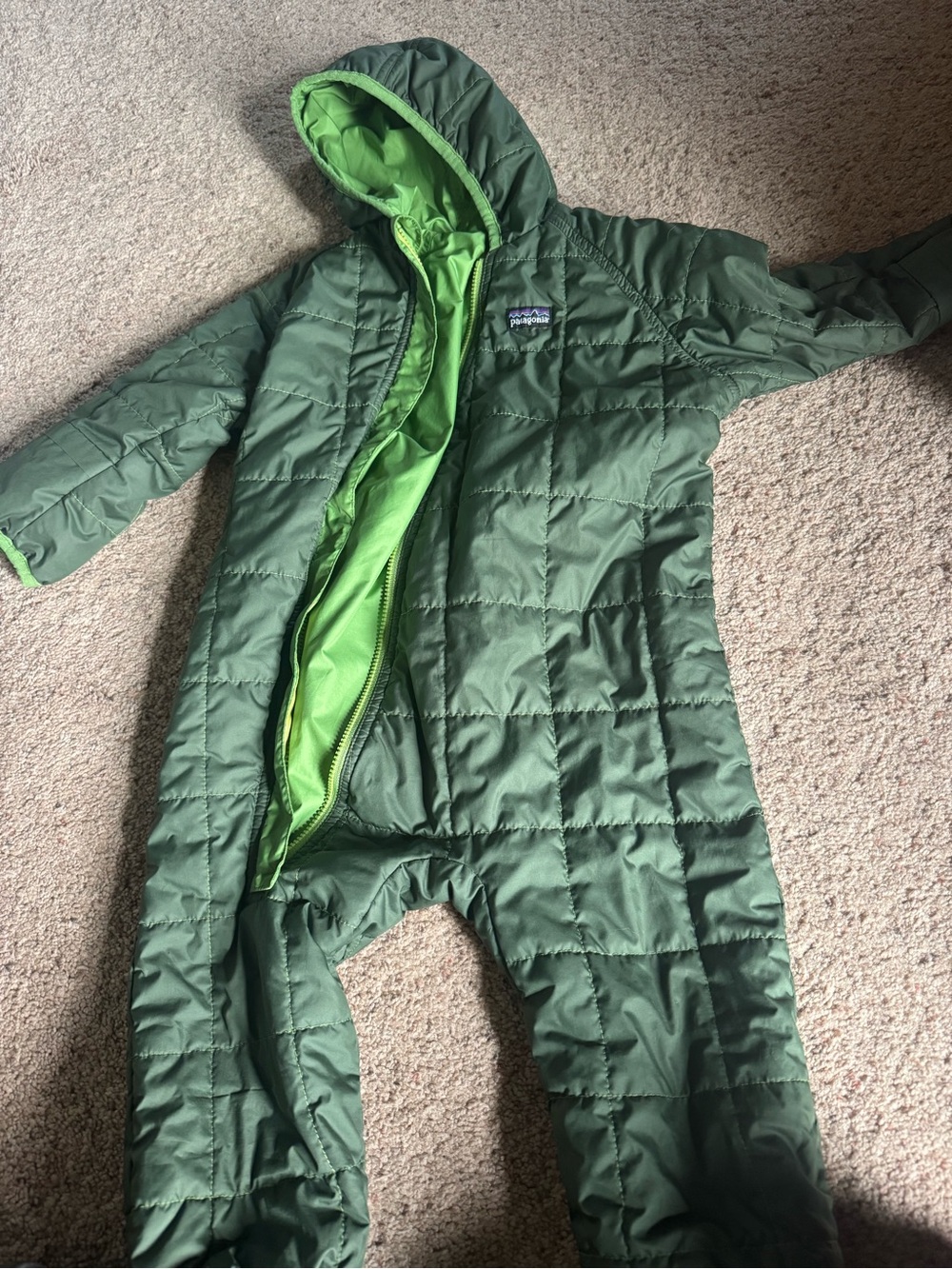 Patagonia Green Quilted Kids Hooded Sleep Sack with Lime Lining
